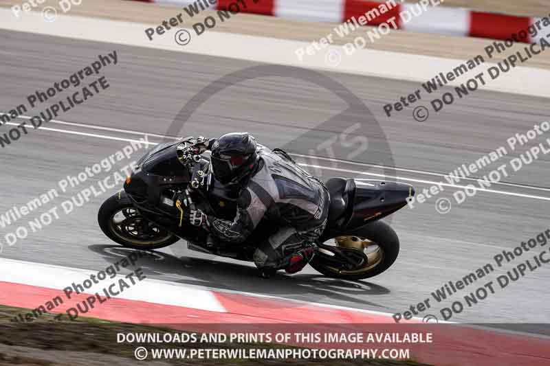 cadwell no limits trackday;cadwell park;cadwell park photographs;cadwell trackday photographs;enduro digital images;event digital images;eventdigitalimages;navarra;no limits trackdays;peter wileman photography;racing digital images;trackday digital images;trackday photos